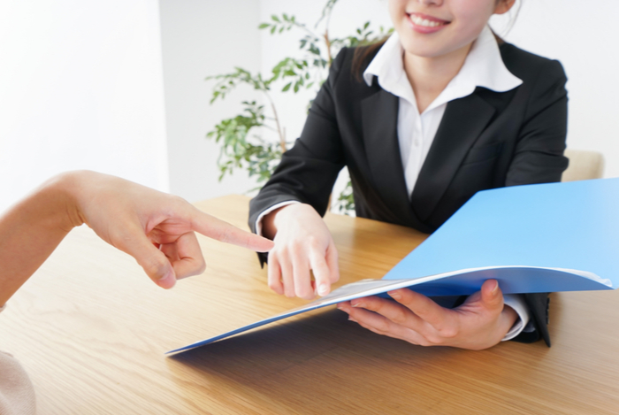 年収600万円以上を稼ぐ女性の職業イメージ