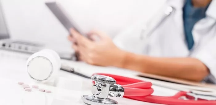 医者と結婚するメリットとデメリットのイメージ